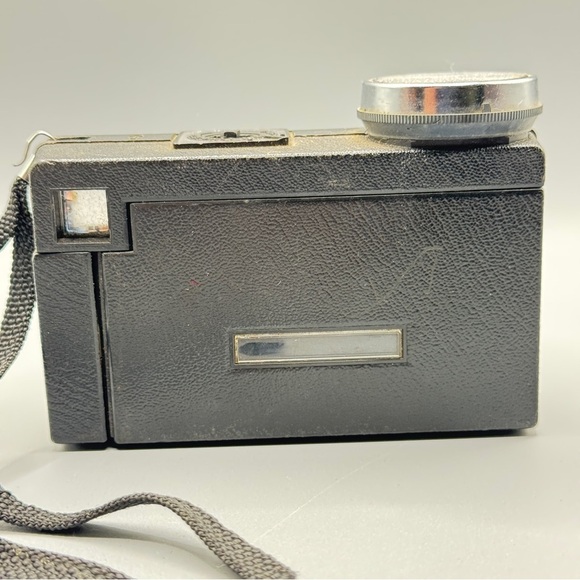 📸 Vintage Kodak Instamatic X-45 Camera – Retro 126 Film Mid Century Display - Picture 10 of 11